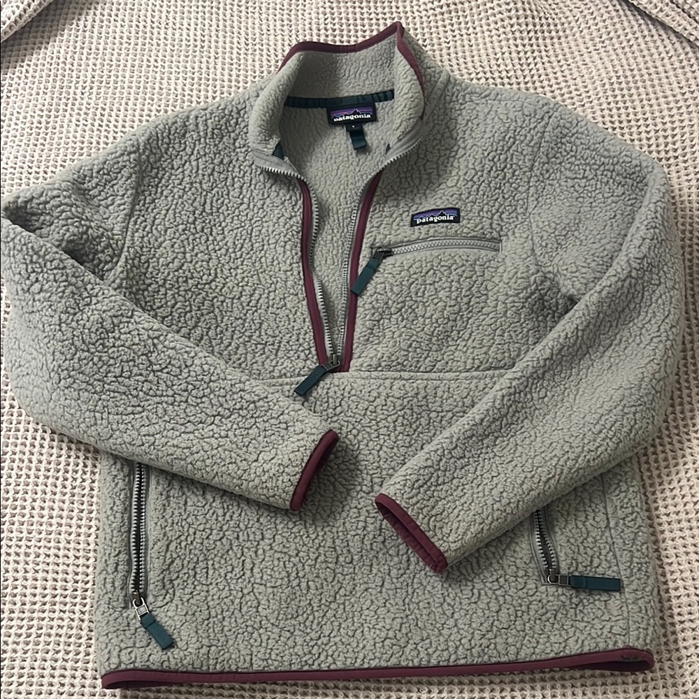 🚨🚨SALE Patagonia Women's Retro Pile Fleece Grey Small